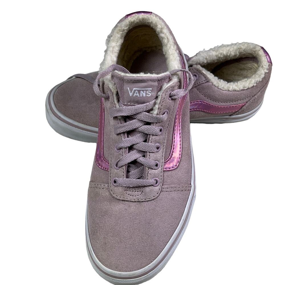 Vans Pink Suede Old Skool Sherpa Lined Sneakers Holographic Stripe US Missy 5.0